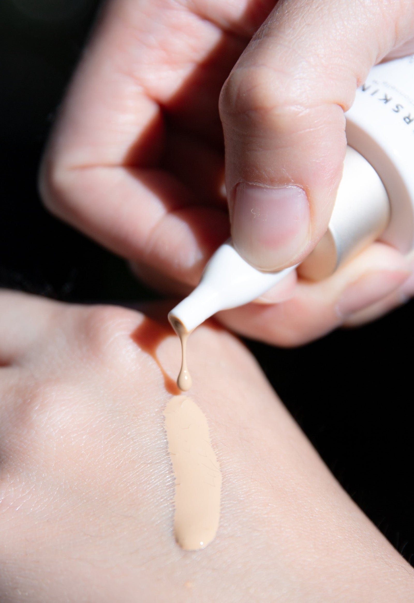 Universkin - The Serum Sunscreen SPF50+